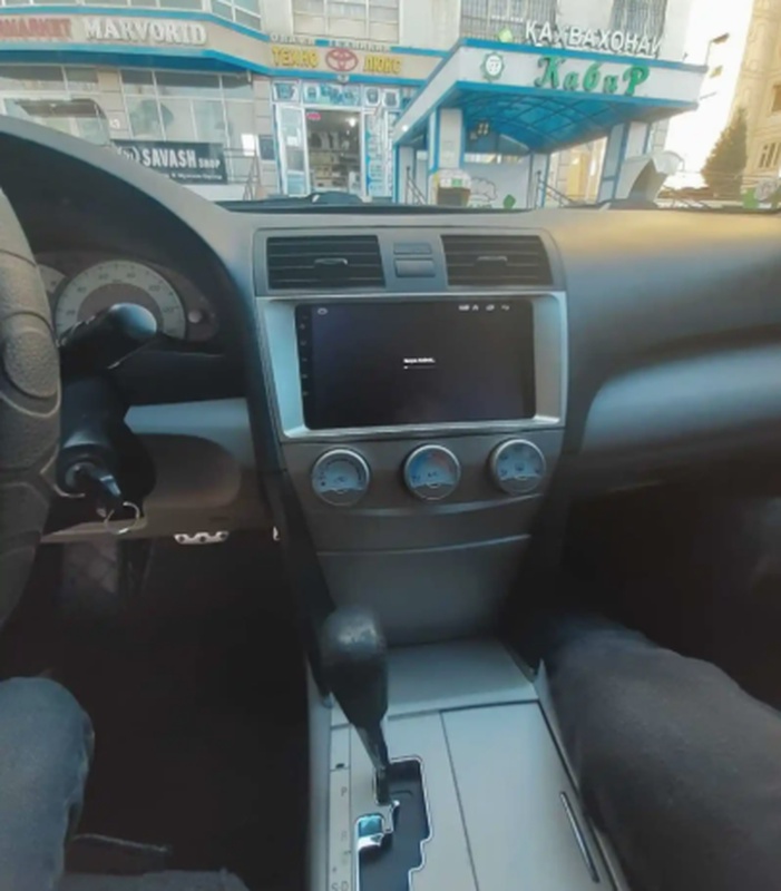 Штатный монитор для Toyota Camry